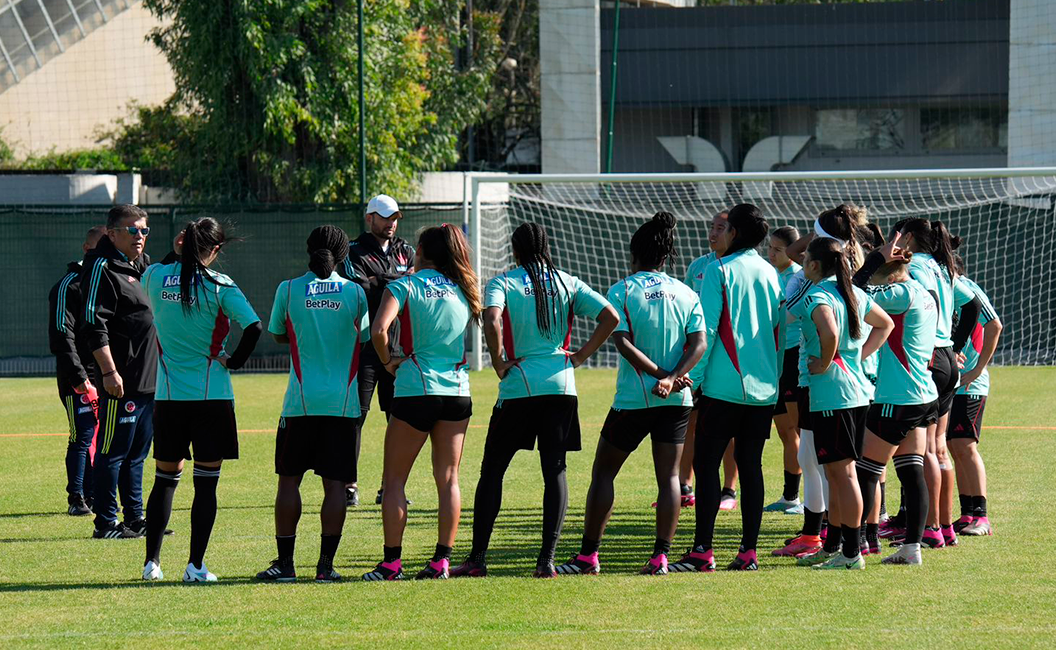 selección Colombia Femenina, entrenamiento 10 de abril