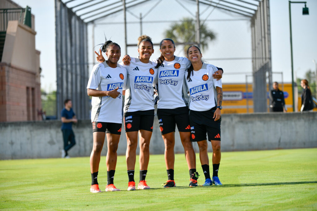Selección Colombia Femenina, 2 de abril