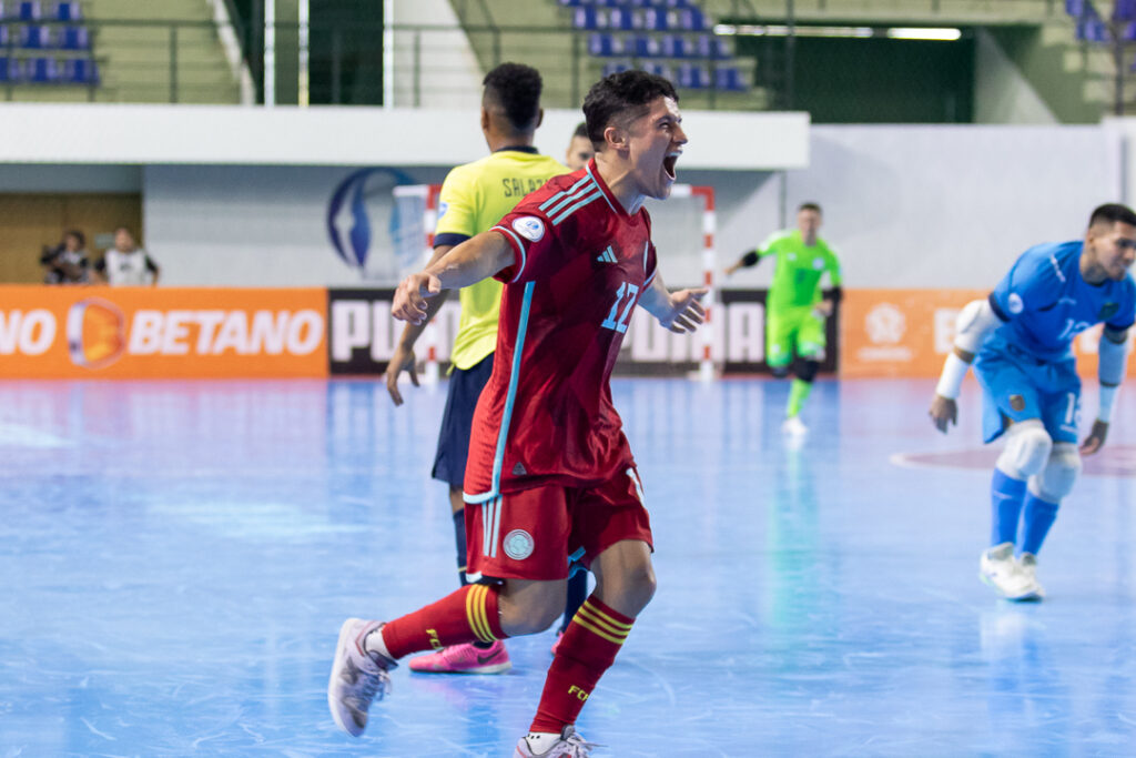 Eduardo Riaño vs Ecuador Copa América de Futsal