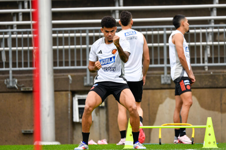 Entrenamiento Selección Colombia de Mayores - luis Díaz