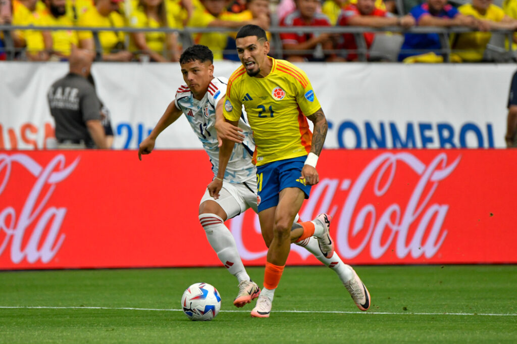 Daniel Muñoz vs Costa Rica