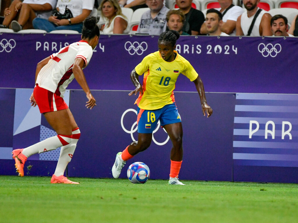 Linda Caicedo vs Canadá