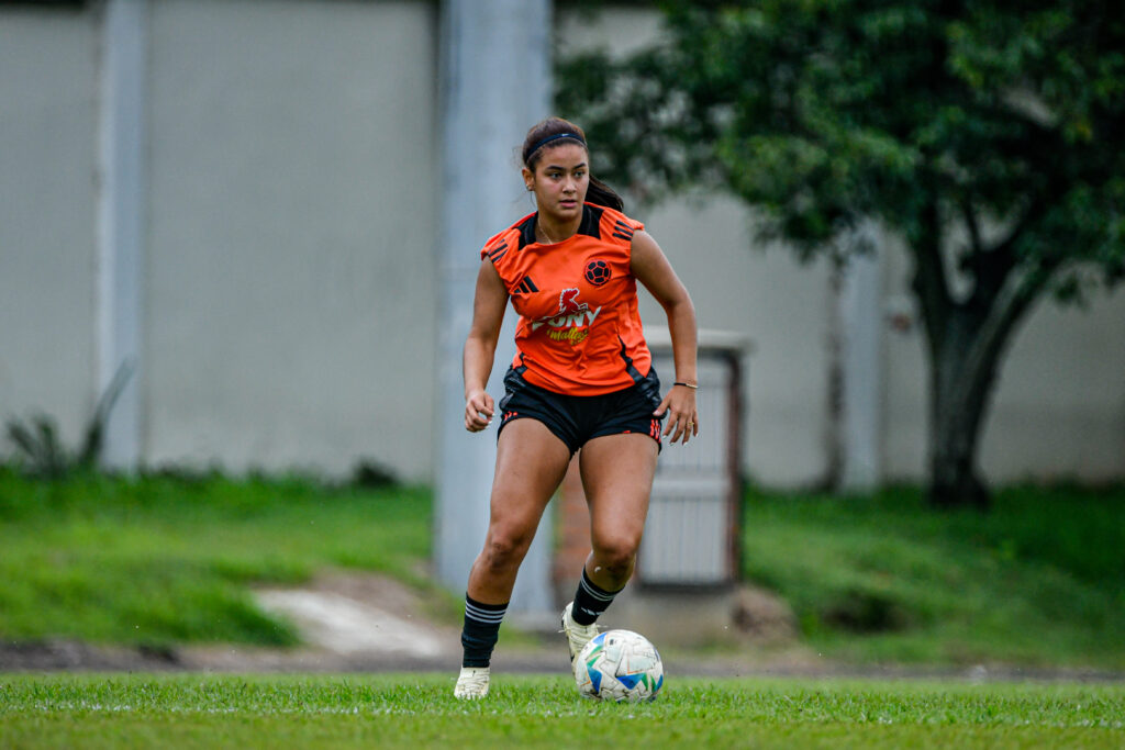 Entrenamiento Selección Colombia Femenina Sub17 – 19 de mayo de 2025